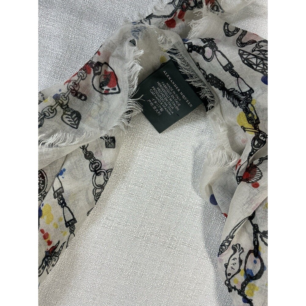 Alexander McQueen Luxury Scarf White Skull Jewelry Charm Print Wrap - Picture 4 of 5
